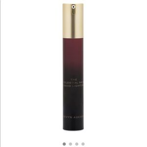 Kevyn Aucoin liquid lighting